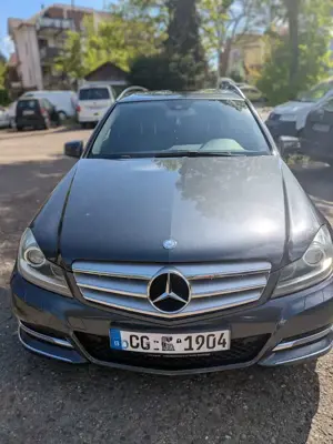 Mercedes-Benz C 220 T CDI 7G-TRONIC Avantgarde Bild 2