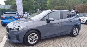 BMW 218 218d Active Tourer-Navi-Kamera-Sitzhg-AHKschwenk
