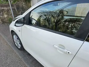 Toyota Aygo Aygo 5-Türer x-play touch Bild 5