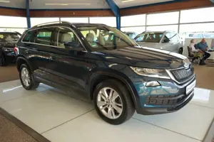 Skoda Kodiaq Style 4x4 AUTOMATIK / XENON / NAVI / PDC Bild 2