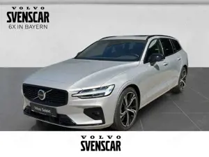 Volvo V60 Kombi Plus Dark AHK Pano Leder Digitales Cockpit M