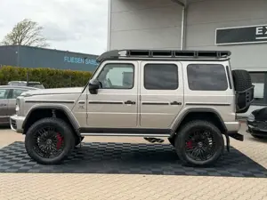 Mercedes-Benz G 63 AMG 4x4² | SAFARI | MOJAVESILVER | MANUFAKT Bild 2