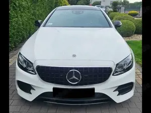 Mercedes-Benz E 220 E 220 d Coupe 9G-TRONIC AMG Line
