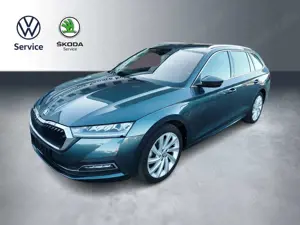 Skoda Octavia Octavia Combi 1.4 TSI iV DSG Style Panoramadach BC