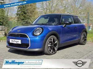 MINI Cooper C Favoured Sports. HUD ACC SurView PanoD