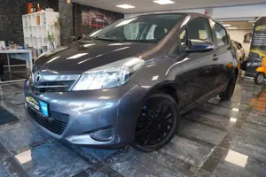 Toyota Yaris Life/Touch/2.Hand/SR+WR/Klima/