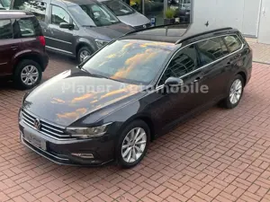 Volkswagen Passat Variant 1.Hand Leder LED Navi Service neu Bild 3