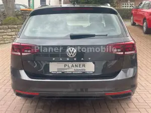 Volkswagen Passat Variant 1.Hand Leder LED Navi Service neu Bild 5