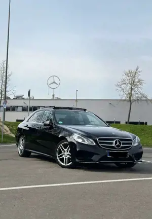 Mercedes-Benz E 220 BLUETEC 9G TRONIC AMG LINE*PANO*KAMERA*