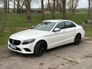 Mercedes-Benz C 180 C-Klasse 9G-TRONIC Avantgarde