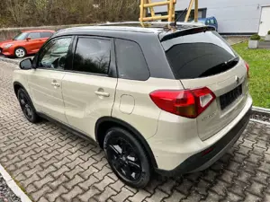 Suzuki Vitara 1.4 S 4x4 Bild 4