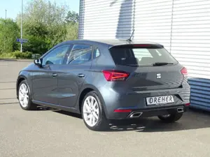 SEAT Ibiza Ibiza 1.5 TSI FR OPF Navi/Autom./Klima LED/BC/eFH. Bild 4