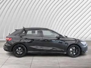Audi RS3 Sportback 2.5 294 kW TFSI quattro Bild 4