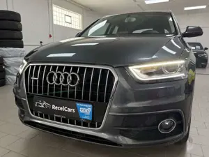 Audi Q3 2.0 TDI quattro *S-LINE*AHK*RFK*SHZ*BI-XENON*