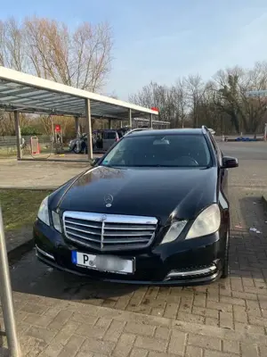 Mercedes-Benz E 200 Mercedes-Benz E-Klasse 2013, 7 sitze