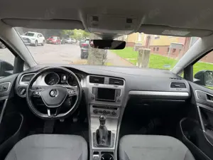 Volkswagen Golf 1.6 TDI Sound