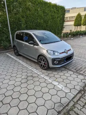 Volkswagen up! GTI