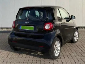 smart forTwo Coupé Passion Sitzheizung Panoramadach Bild 4