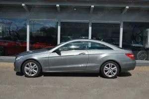 Mercedes-Benz E 350 CDI COUPE*AUTOMATIK*NAVI*XENON*PDC*SHZ*ILS Bild 2