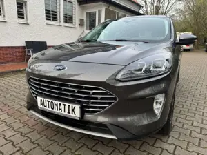 Ford Kuga Plug-In Hybrid Titanium X/1.Hand/Panorama/