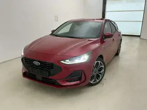 Ford Focus 1.0 M-Hybrid Aut ST-Line X ParkAss+AHK