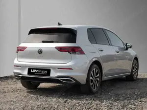 Volkswagen Golf VIII 1.5 TSI Active Navi/RFK/Standhz Bild 4