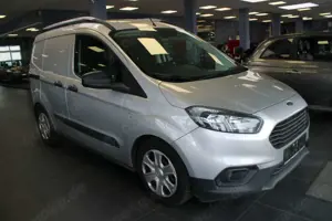 Ford Transit Courier 1.5 8V TDCi EcoBlue - AHK - Klima -