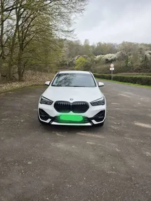 BMW X1 sDrive 20 i Sport Line