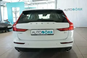 Volvo V60 B4 D Momentum Panorama+Lenkradhz+Memory+SHZ Bild 4