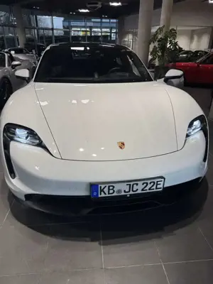 Porsche Taycan 4 S