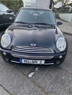 MINI One Mittel Bild 2