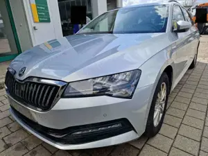 Skoda Superb Combi Ambition 2.0 TDI DSG AHK ACC Kamera