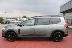 Dacia Jogger Extreme+ 7 SITZE - KAMERA-NAVI-PDC-KLIMA-SHZ-LED