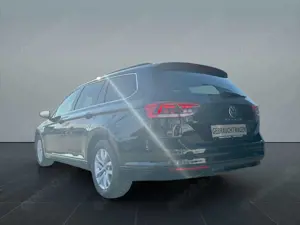Volkswagen Passat Variant 1.5TSI LED/AHK/Navi/ACC/App Bild 5