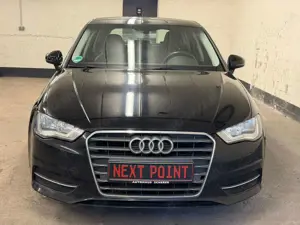 Audi A3 Sportback ambiente 1.6L Bild 2