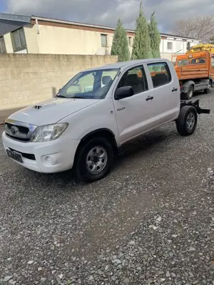 Toyota Hilux HiLux D-4D 4x4 Double Cab AC Klima 77.000Km Bild 2