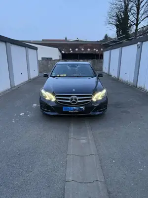 Mercedes-Benz E 300 BlueTEC HYBRID 7G-TRONIC Avantgarde