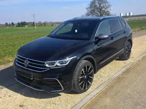 Volkswagen Tiguan Allspace R-Line 2.0 TDI 4Mot. *7SITZ *GARANTIE *NAV *PANO