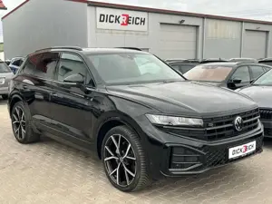 Volkswagen Touareg 3.0TDI 4M R-Line VOLL Black 22" UPE 114T