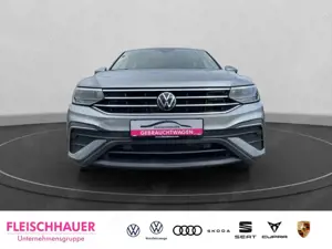Volkswagen Tiguan Allspace 1.5 TSI DSG 7 Sitzer AHK schwenk Lenkrad heizbar S