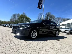 BMW 118 i Advantage *LED Navi PDC v+h Klima DAB*