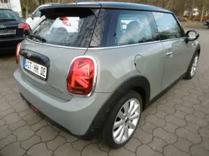 MINI Cooper D LED Nav, Apple CarPlay,Sportsitze,PDC Bild 2