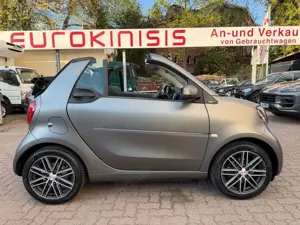 smart forTwo fortwo 66kW Cabrio BRABUS tm*LEDER*NAVI*SHZ*