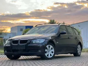 BMW 318 3 Touring 318i*AUTOM*KLIMA*S-DACH*PDC*TÜV*