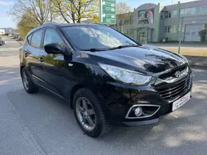 Hyundai iX35 2.0 CRDi Comfort 4WD *1 Hand* Bild 3