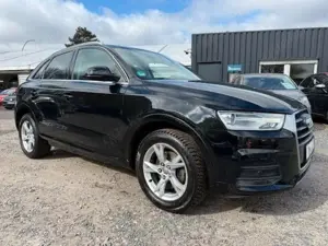 Audi Q3 sport --Automatik/Pano--