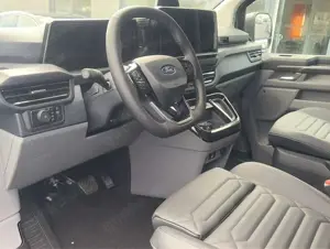 Ford Tourneo Custom 320 L2 Titanium X AWD*Navi*AHK* Bild 3