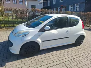 Peugeot 107 Filou TÜV BIS 07 2027