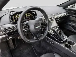 Aston Martin V8 Vantage -Zenith White- Bild 3