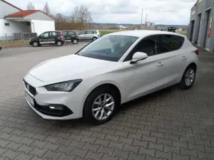 SEAT Leon Style/Navi/SHZ/LRH/DAB/Kamera/PDC/Top